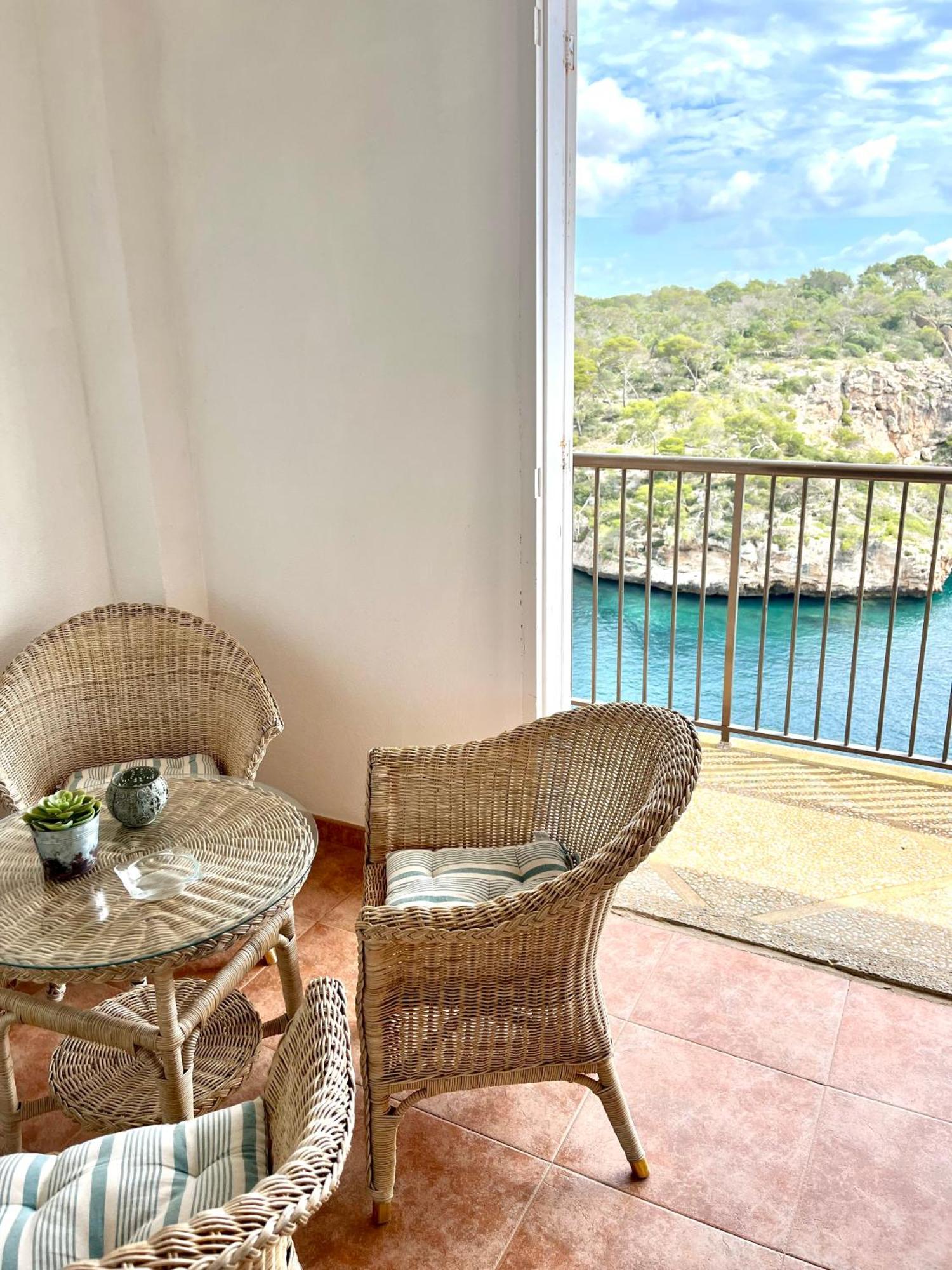 Hostal Restaurante Cala Cala Figuera  Bagian luar foto